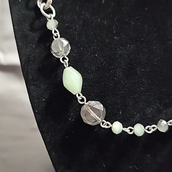 36" Silver tone‎ and bead necklace with seafoam green, gray and clear beads. - Picture 3 of 3